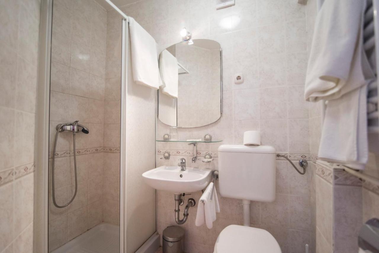 Hotel プレボルド エクステリア 写真