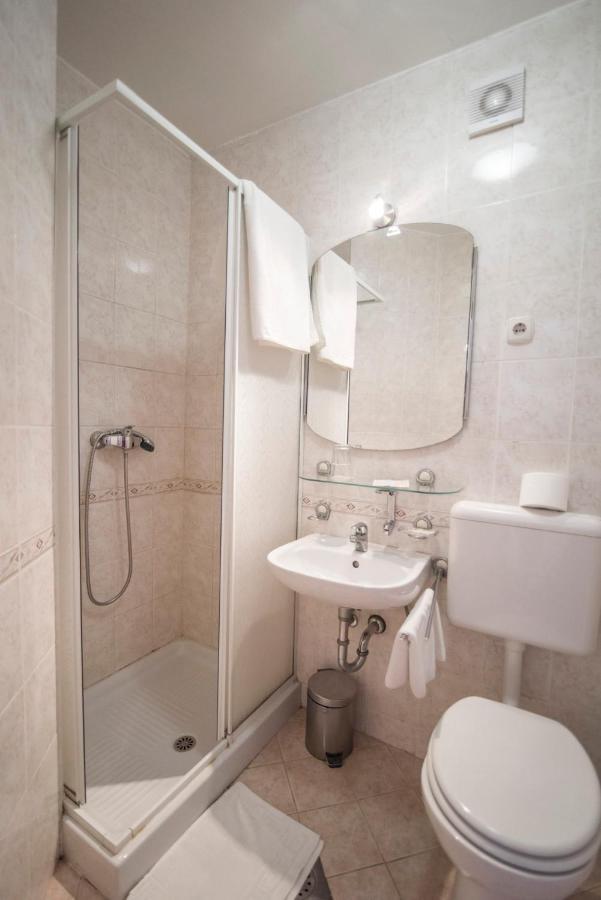 Hotel プレボルド エクステリア 写真